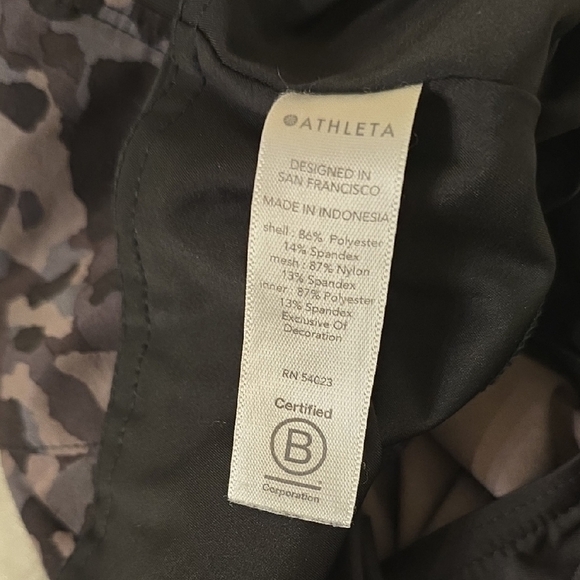 Athleta Women's Camo Athletic Shorts in Black and Gray - Picture 6 of 12